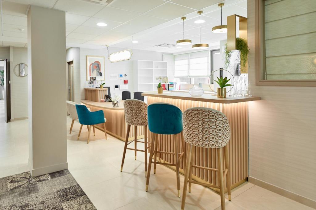 Zenao Appart'Hotels Suresnes Extérieur photo
