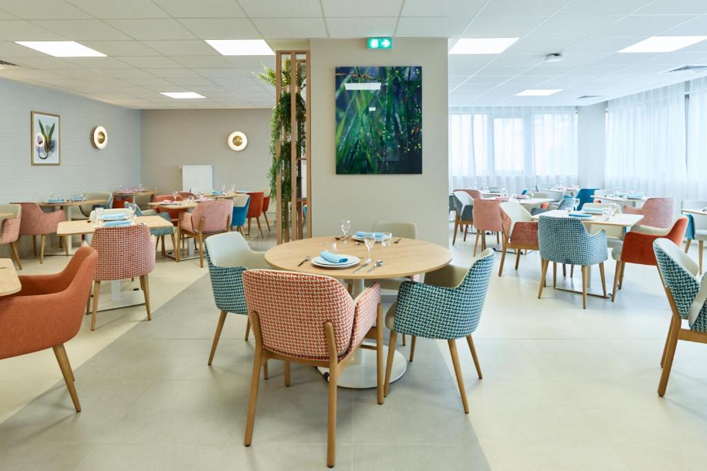 Zenao Appart'Hotels Suresnes Extérieur photo